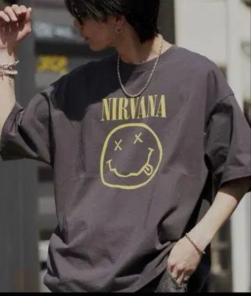 PUBLUX 별주 NIRVANA 티셔츠 사이즈 L