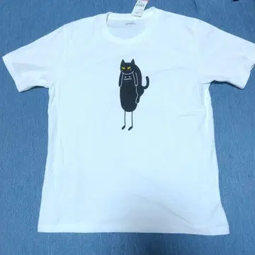 그라니프 뷰티풀 섀도우 티셔츠