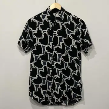 새상품급 폴스미스 하트 올 패턴 셔츠 S 블랙 폴스미스 shirt