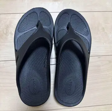 Oofos 우포스 블랙 리커버리 샌들 비치 샌들 EU41