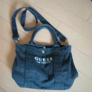 GUESS 블랙 데님 숄더백