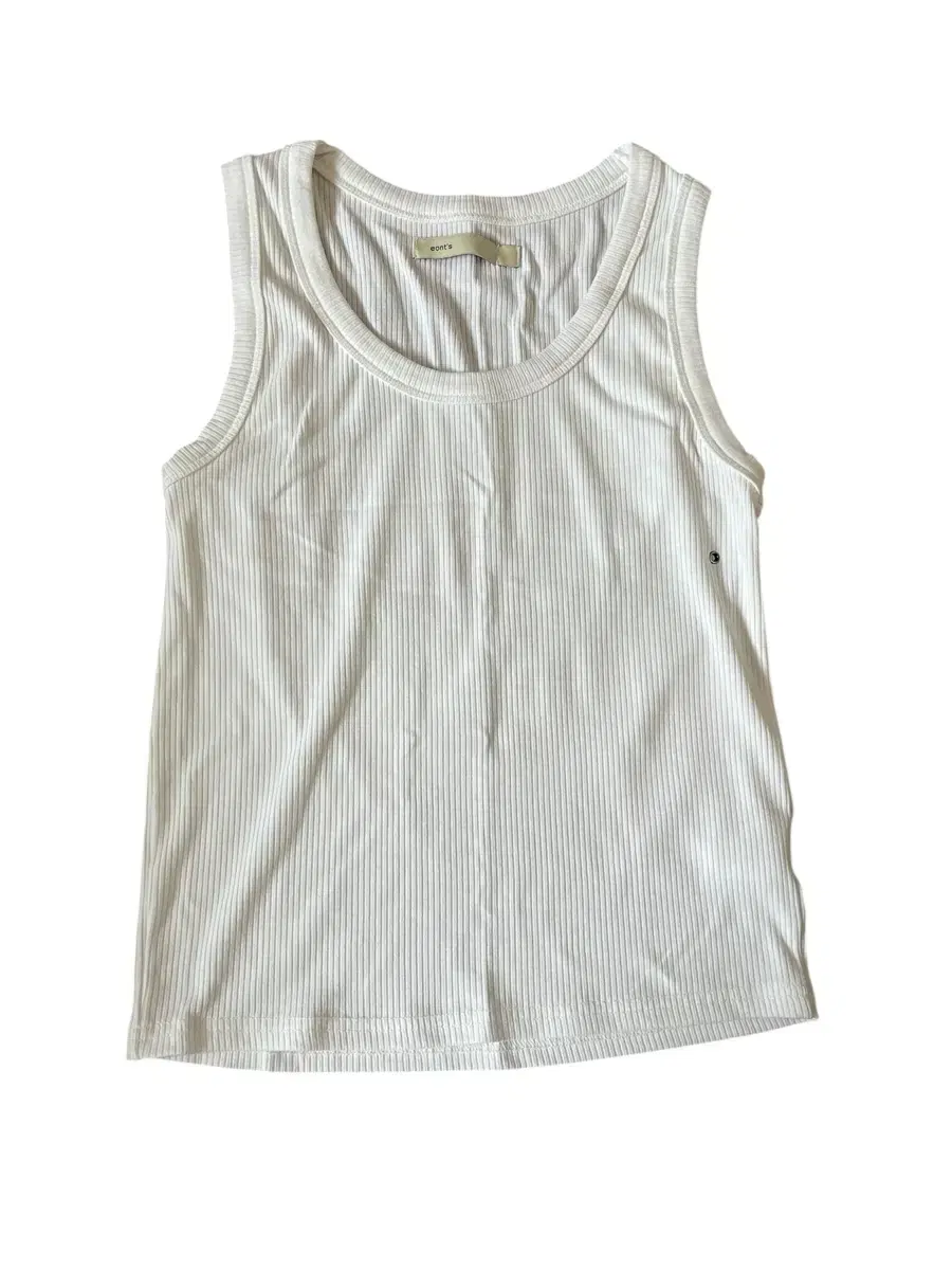 Aeongssu Sleeveless