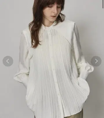 퍼블릭 도쿄 오버 요크 플리츠 블라우스