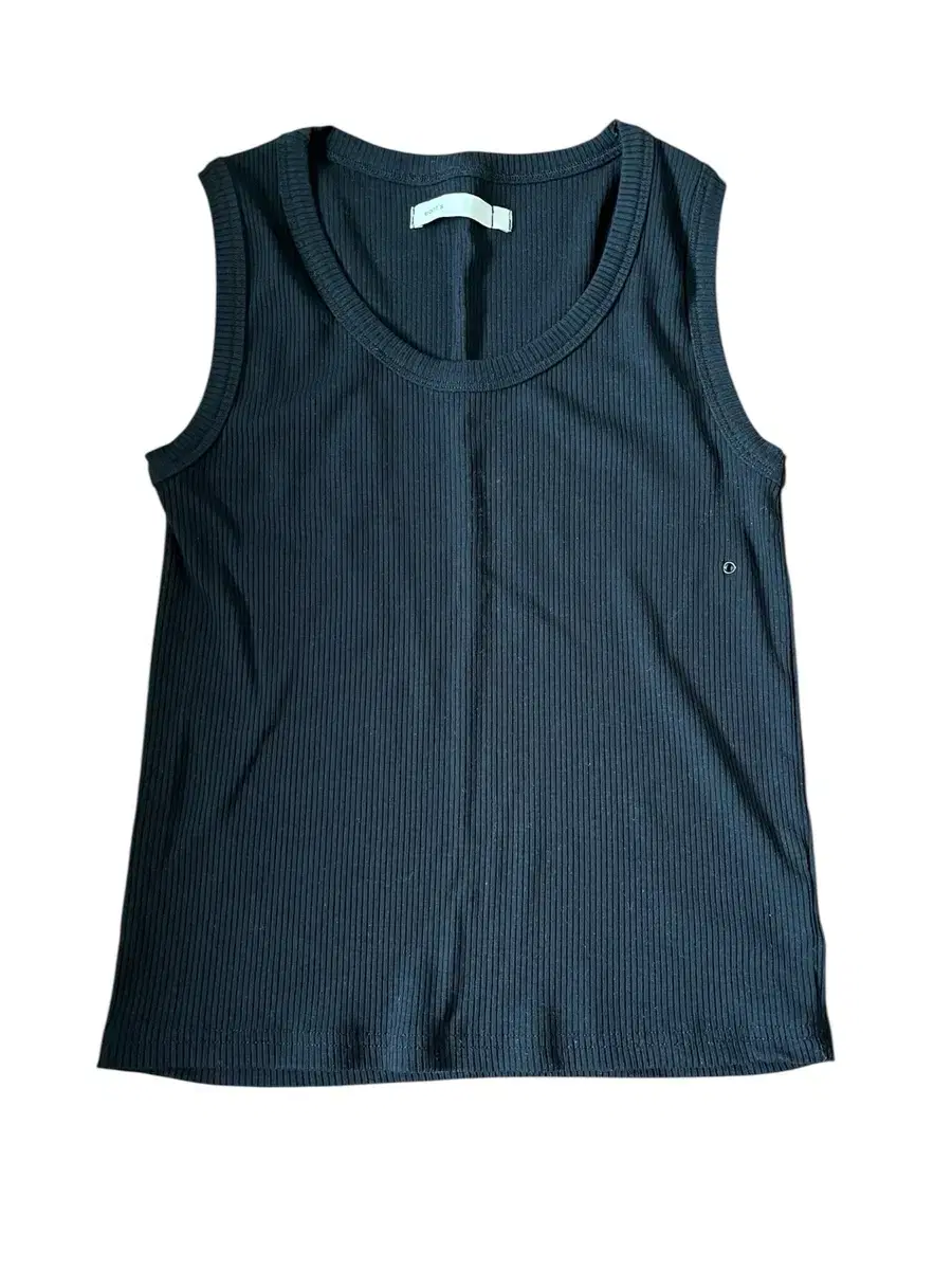 Aeongssu Sleeveless