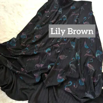 Lily Brown 플라밍고 패턴 플레어 스커트