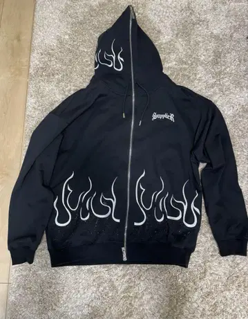 Supplier 블랙 프레임 후드티