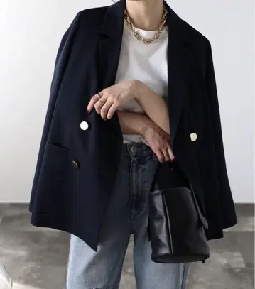 네이비 더블 테일러드 자켓