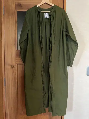 H 아쉬 나카메구로 써지컬 가운 카키