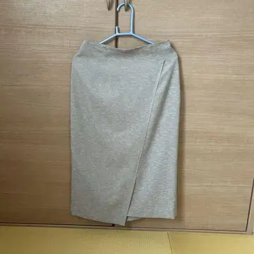 노리즈 소피 타이트 스커트