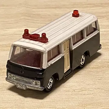 토미카 미쓰비시 로자 패트롤카 NO.60 1/84