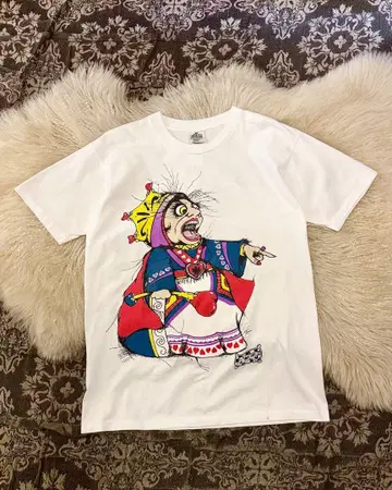 1990년대 '이상한 나라의 앨리스' 프린트 티셔츠