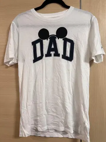 GAP 미키 귀가 달린 DAD 티셔츠