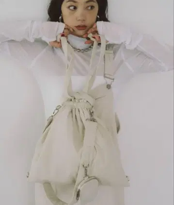 HANNE / 화이트 코듀로이 숄더백