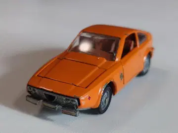 MEBETOYS A-46 알파 로메오 주니어 자가토