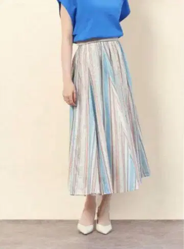 MoNiLE 모니레 허리 리브 멀티 스트라이프 플레어 스커트