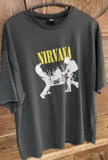 NIRVANA 티셔츠 흑먹색 L 라이선스 상품