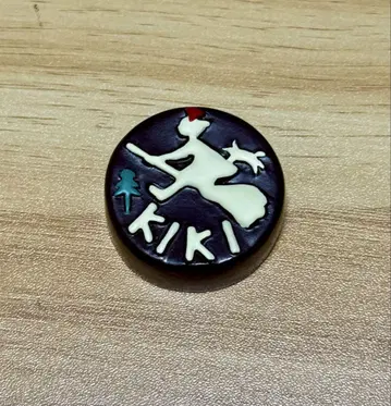 지브리 파크 한정판 마녀 배달부 키키 마담의 초콜릿 케이크 음식 마그넷