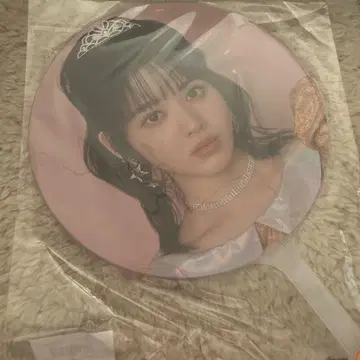 진사이 스즈카 부채