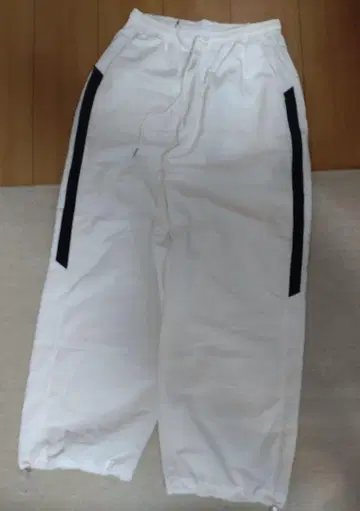 가격 인하 가능 nugu i'm 나일론 팬츠 프리 사이즈