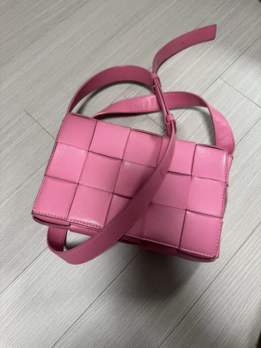 보테가베네타 카세트백