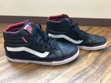 Vans 하이컷 스니커즈 블랙/레드