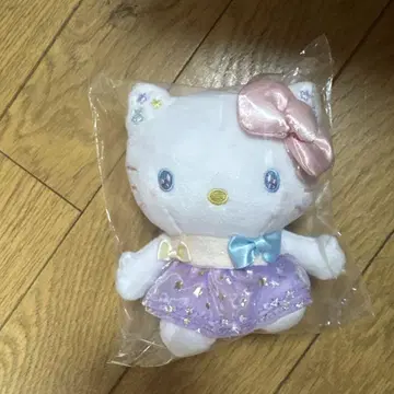 헬로키티 봉제 인형 보라색 스커트