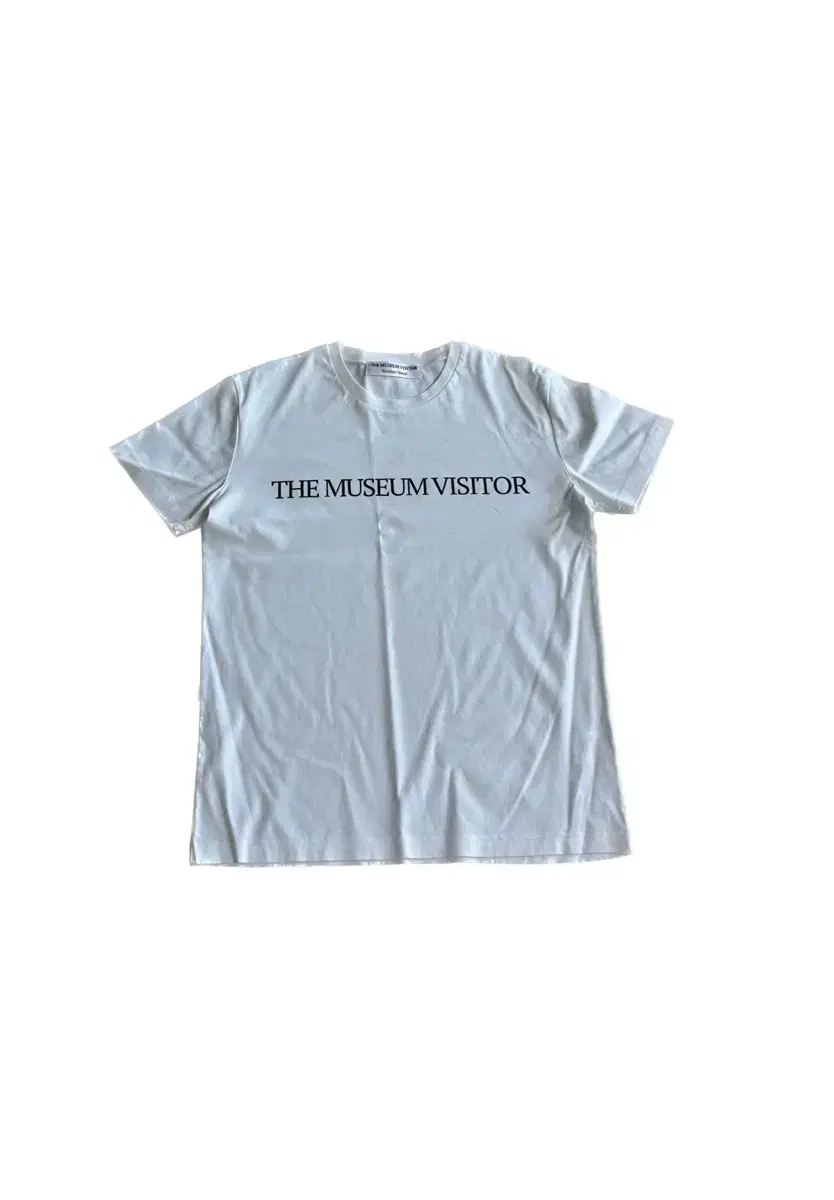 더뮤지엄비지터 티셔츠 themuseumvisitor 반팔 탑