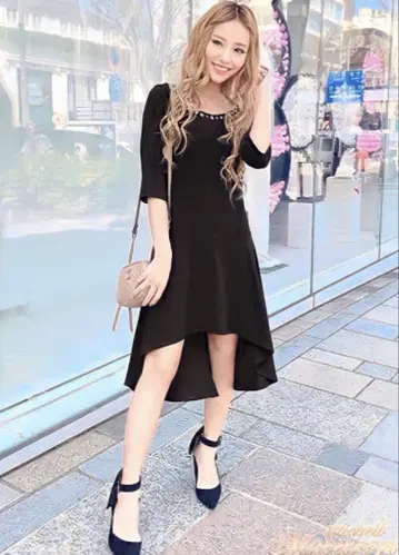 michell 마카롱 비쥬가 달린 플레어 원피스
