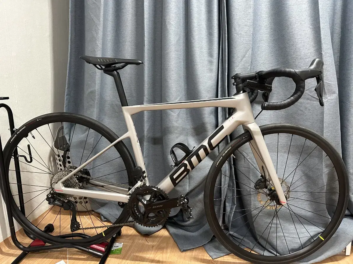Bmc slr5 Disc 105 di2 condition is good