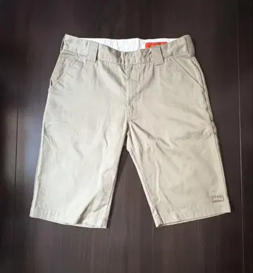 디키즈 베이지 숏 팬츠 34인치