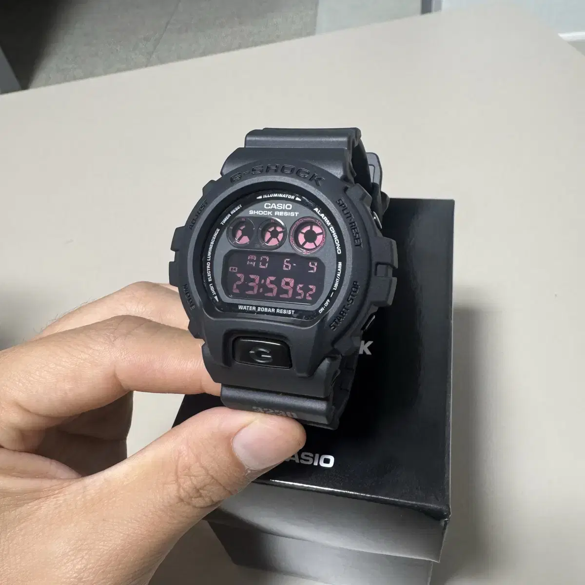 G-shock DW-6900MS-1HDR