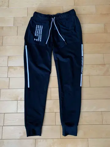 UNDER ARMOR 아머 니트 스트렝스 조거 팬츠 사이즈 L