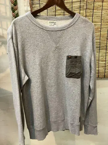 ALPHA INDUSTRIES 알파 포켓 맨투맨 트레이닝복 M
