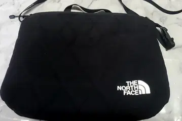 THE NORTH FACE 블랙 숄더백