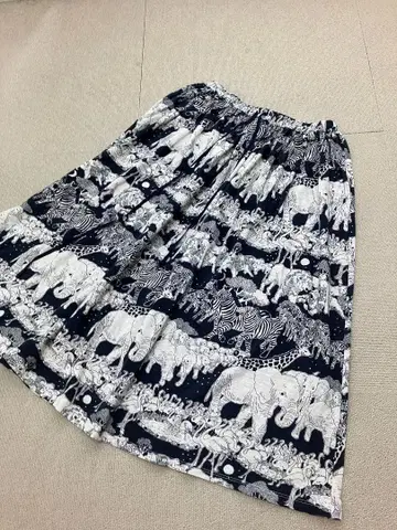 (K05503) 마블 슈드 marble sud 스커트 사파리