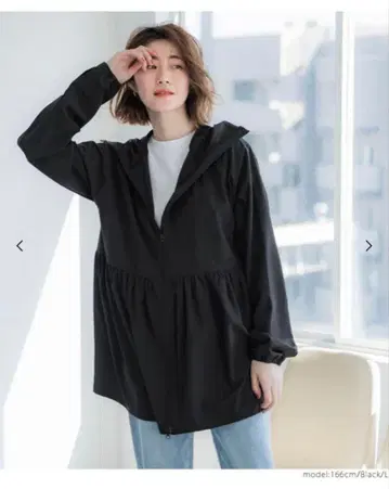 coca UV 차단 개더 후드티 블랙 L