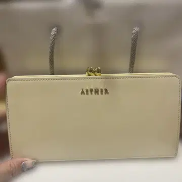 AETHER 크림색 두겹 지갑