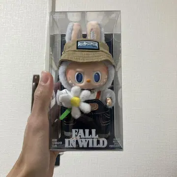 LABUBU THE MONSTERS FALL IN WILD 봉제 인형