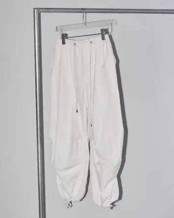 오늘의 남자친구 니론 팬츠