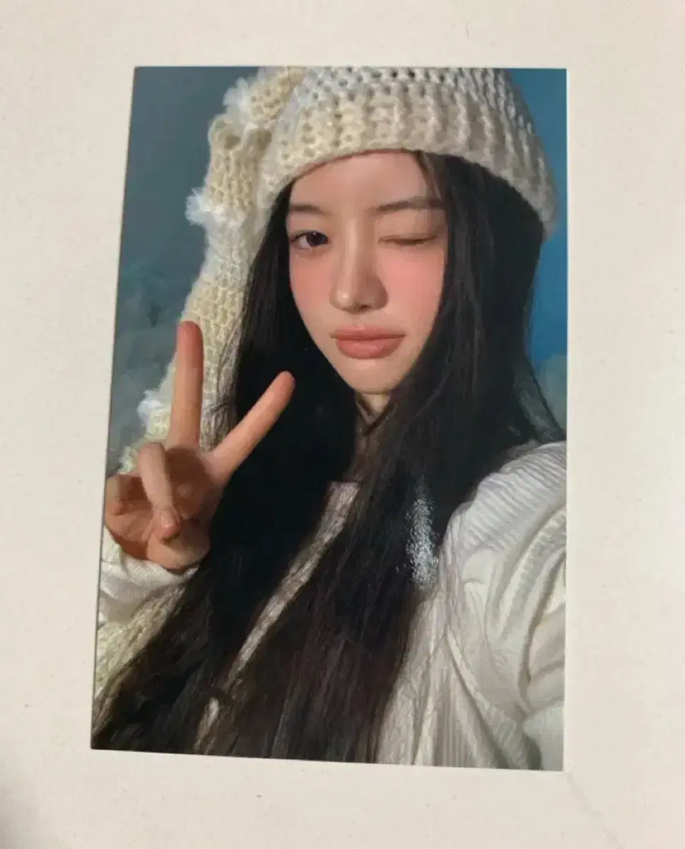 아일릿 민주 마그네틱 공방 포카