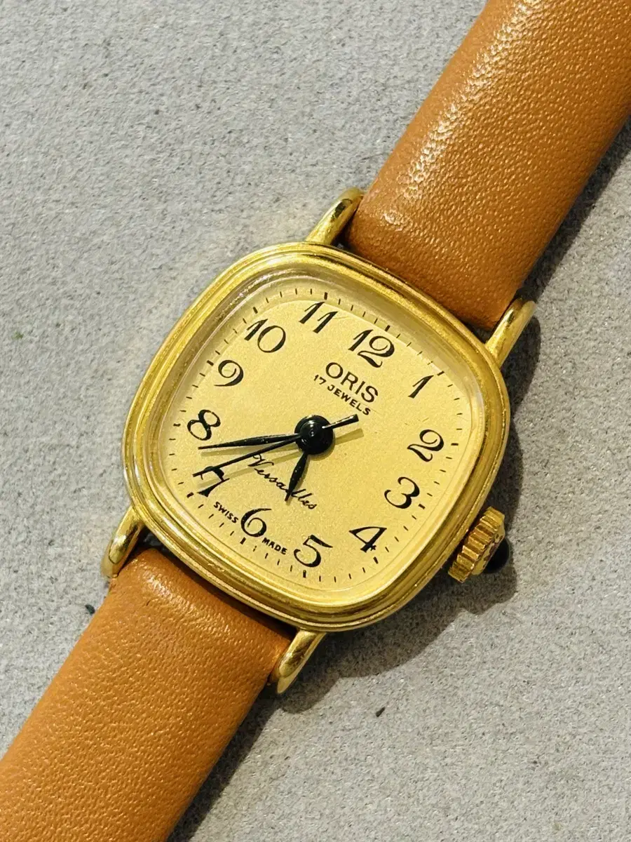 Oris Versailles Women's Vintage Manual Winding Watch