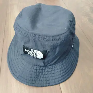 THE NORTH FACE 블랙 버킷 햇