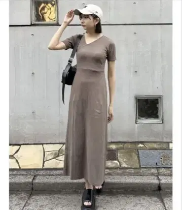 아지메 넥 백 오픈 원피스 MURUA