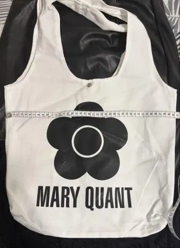 MARY QUANT 플라워 로고 토트백
