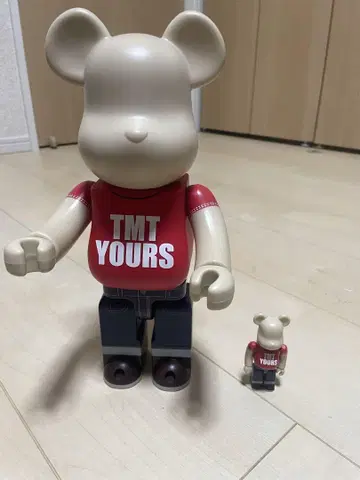 TMT YOURS 베어브릭 대소 세트