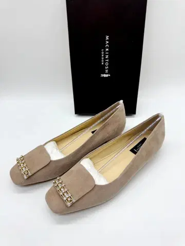 새상품 매킨토시 비쥬 스퀘어토 펌프스 23cm