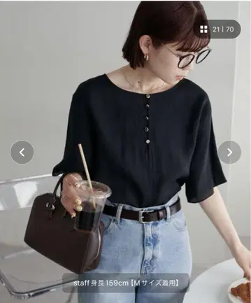 디스코트 미사용 새상품 골드 버튼 풀오버