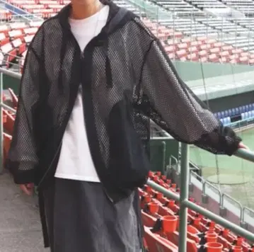 be with M misayo 메쉬 후드티 블랙