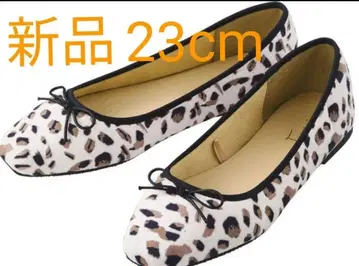 새상품 레오파드 무늬 플랫 슈즈 23cm 여성용 발레 슈즈 펌프스