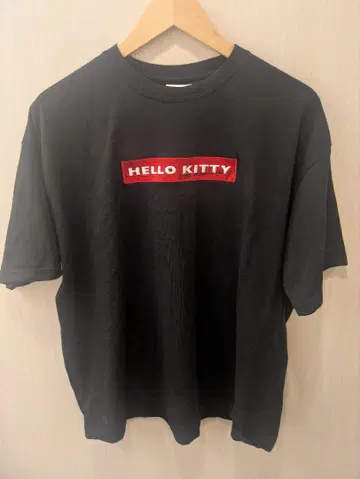 HELLO KITTY 블랙 티셔츠 3L 50주년